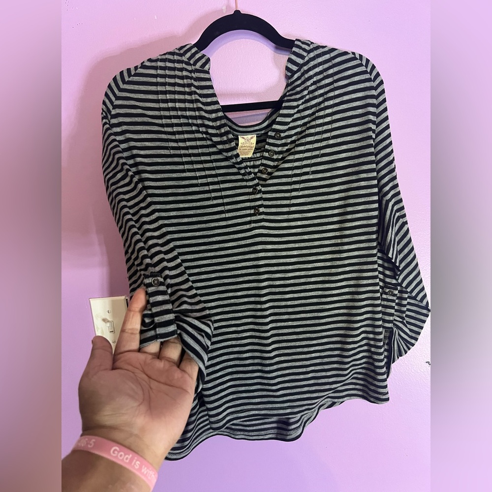 Faded Glory Black and Gray Striped Top